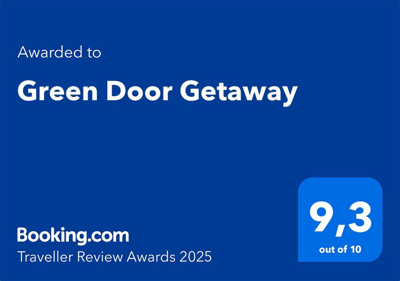 Door Getaway Апартаменти